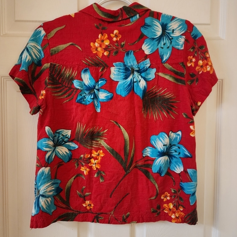 White Stag Women’s Hawaiian Shirt Size Small Red Floral Rayon - Picture 4 of 4
